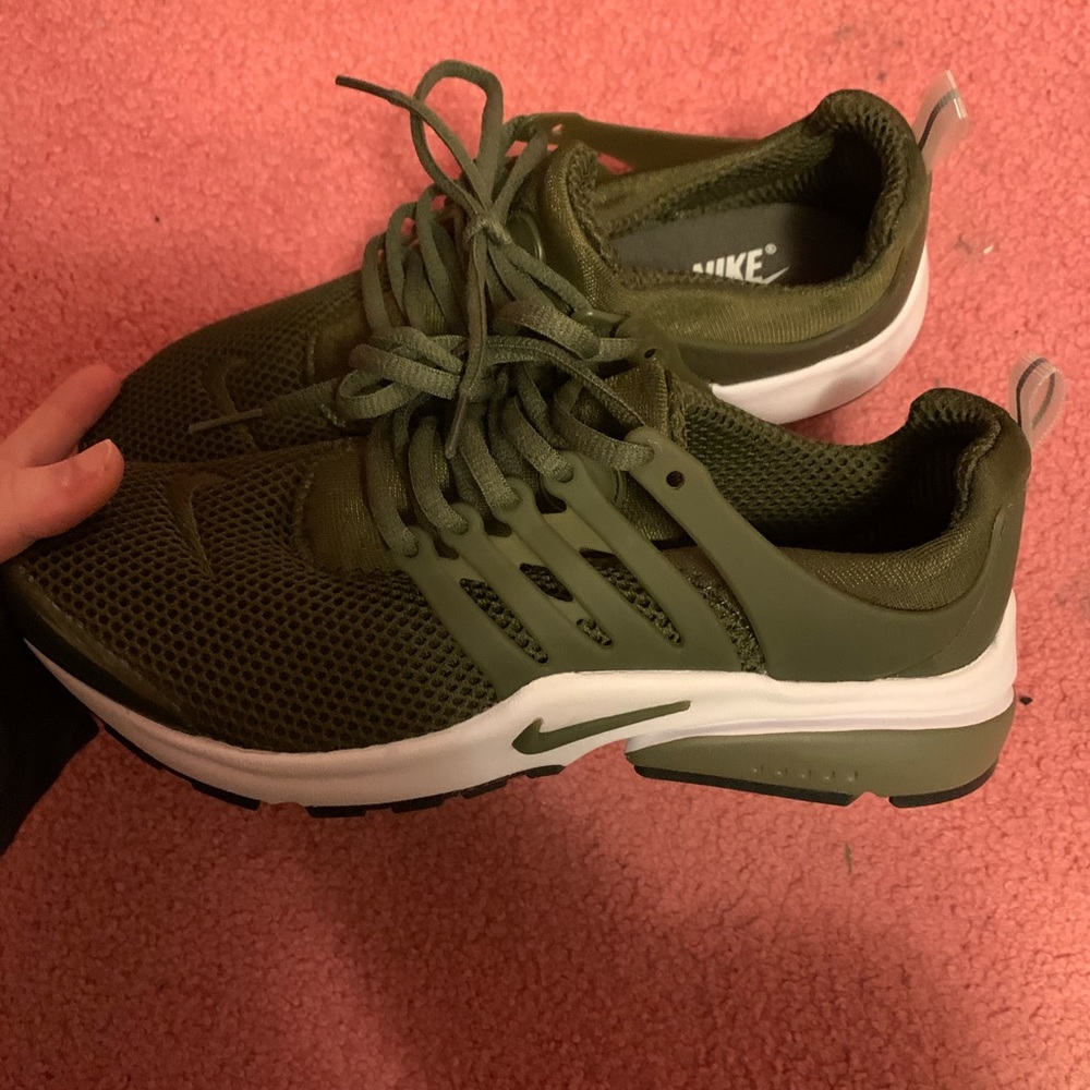 nike sneakers